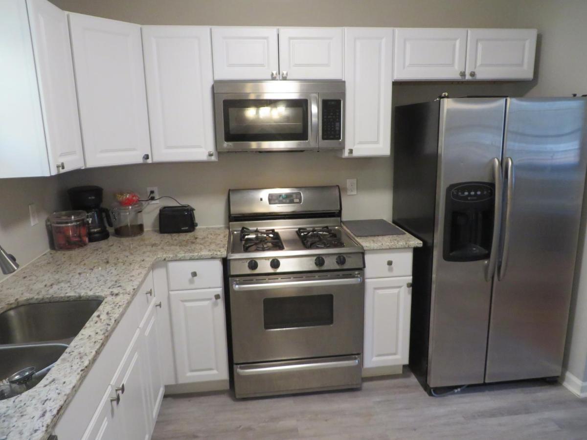5 Star Atlanta Harsfield Guesthouse College Park Bagian luar foto