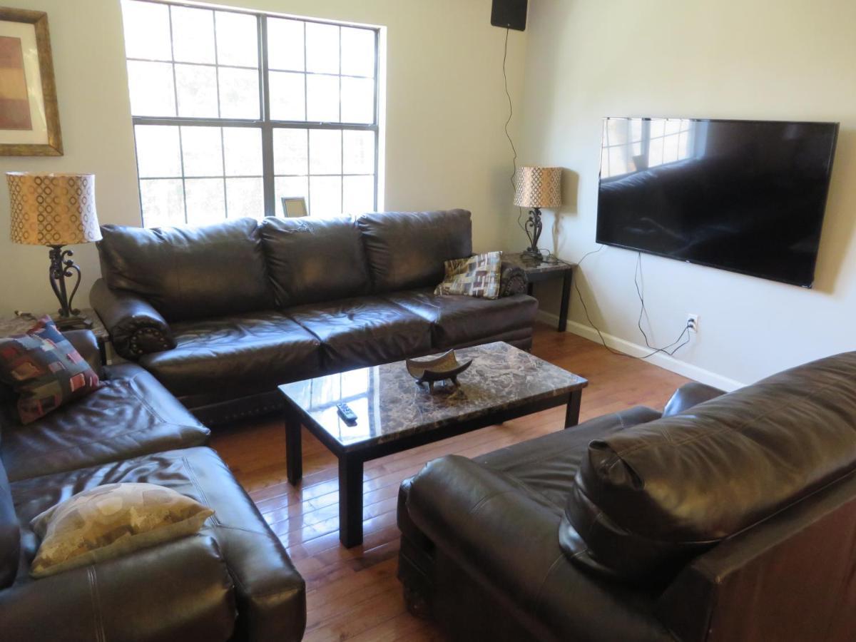 5 Star Atlanta Harsfield Guesthouse College Park Bagian luar foto